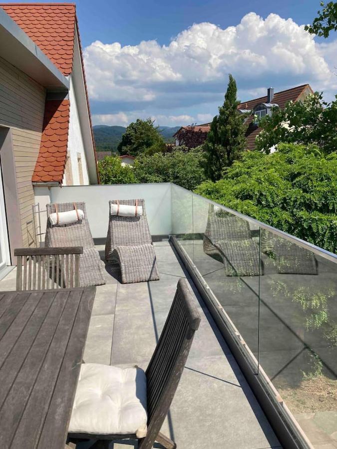 Neues Penthouse-Loft Mit Konuskarte Fuer Gratis Oepnv Lägenhet Ehrenkirchen Exteriör bild