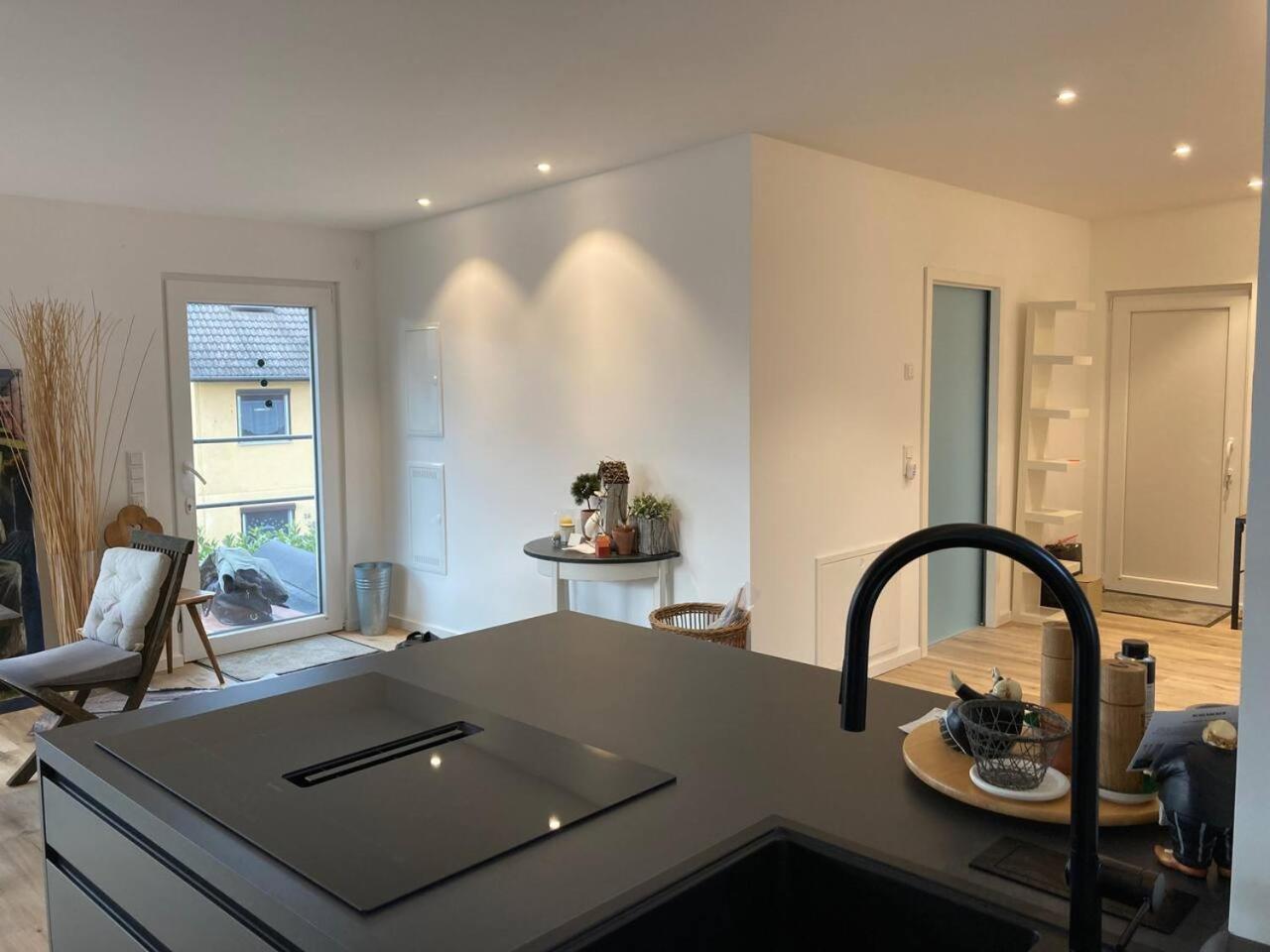 Neues Penthouse-Loft Mit Konuskarte Fuer Gratis Oepnv Lägenhet Ehrenkirchen Exteriör bild